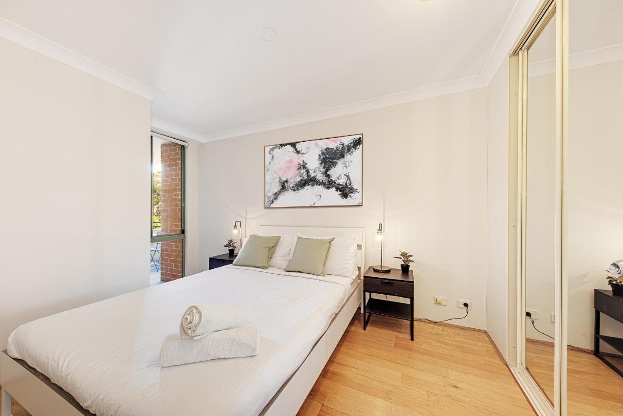 Spacious & Cosy 2 Bedroom Apartment In Darling Harbour 시드니 외부 사진